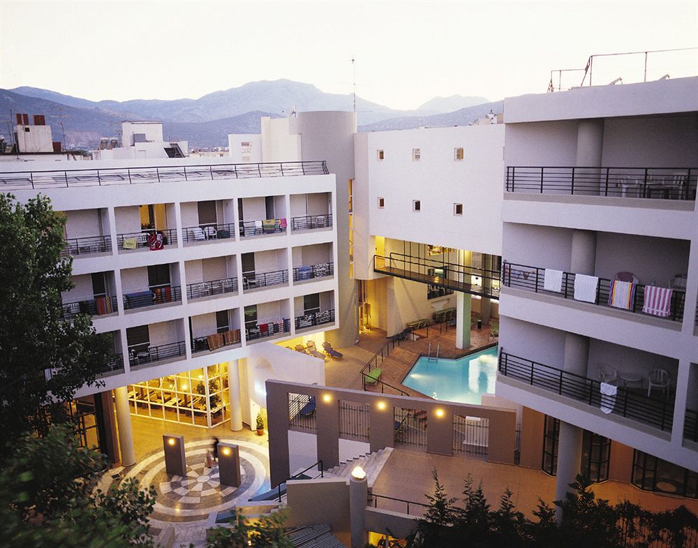 Отель Santa Marina Unique
